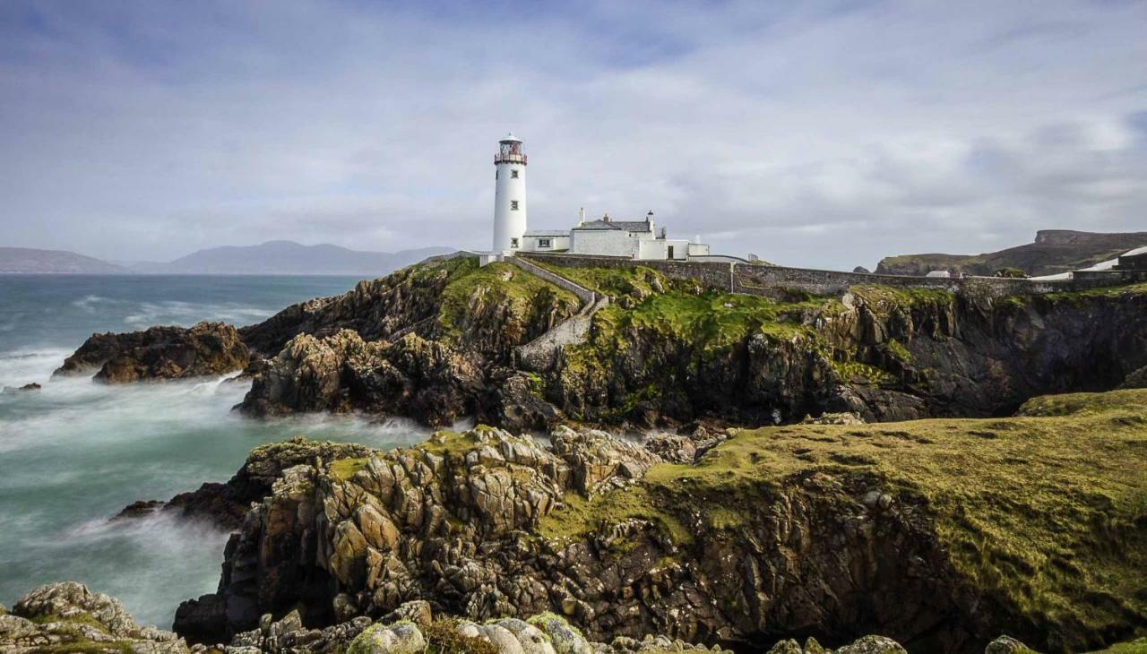 Вилла Fanad Lighthouse Леттеркенни Экстерьер фото